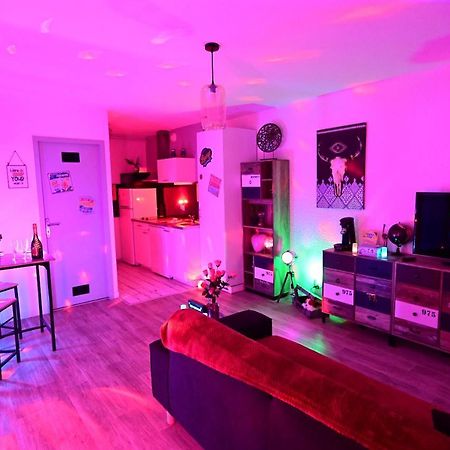 Luxe Sauna Privatif Et Grand Bain Jacuzzi A Deux A Biscarosse Plage Pour Nuit Romantique Avec Decoration Led Et Bougies บิสการ์รอส ภายนอก รูปภาพ